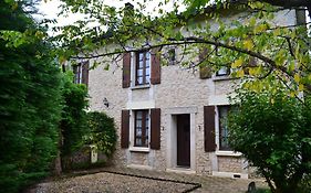 Les Bruyeres B&B